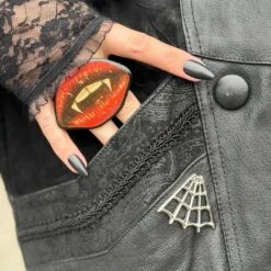 V Spider Web Tip Chrome Pin 11 V Spider Web Tip Chrome Pin -Kreepsville Clothing Store BEVSWT 5