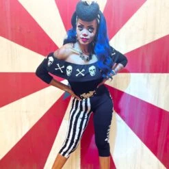 Strange & Unusual Stripe Capri Leggings -Kreepsville Clothing Store GCPSUS 5