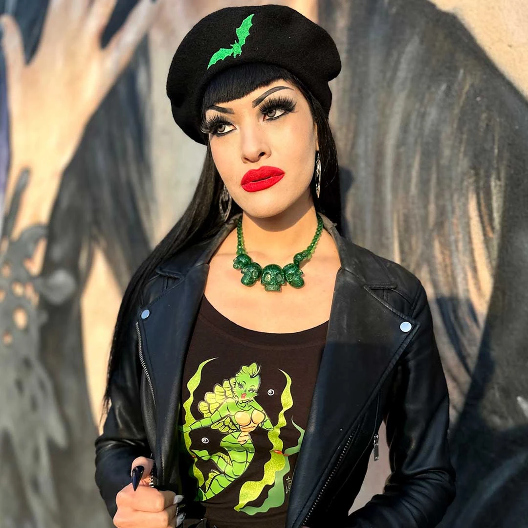 Skull Collection Necklace Green Glitter 6 Skull Collection Necklace Green Glitter - Image 4